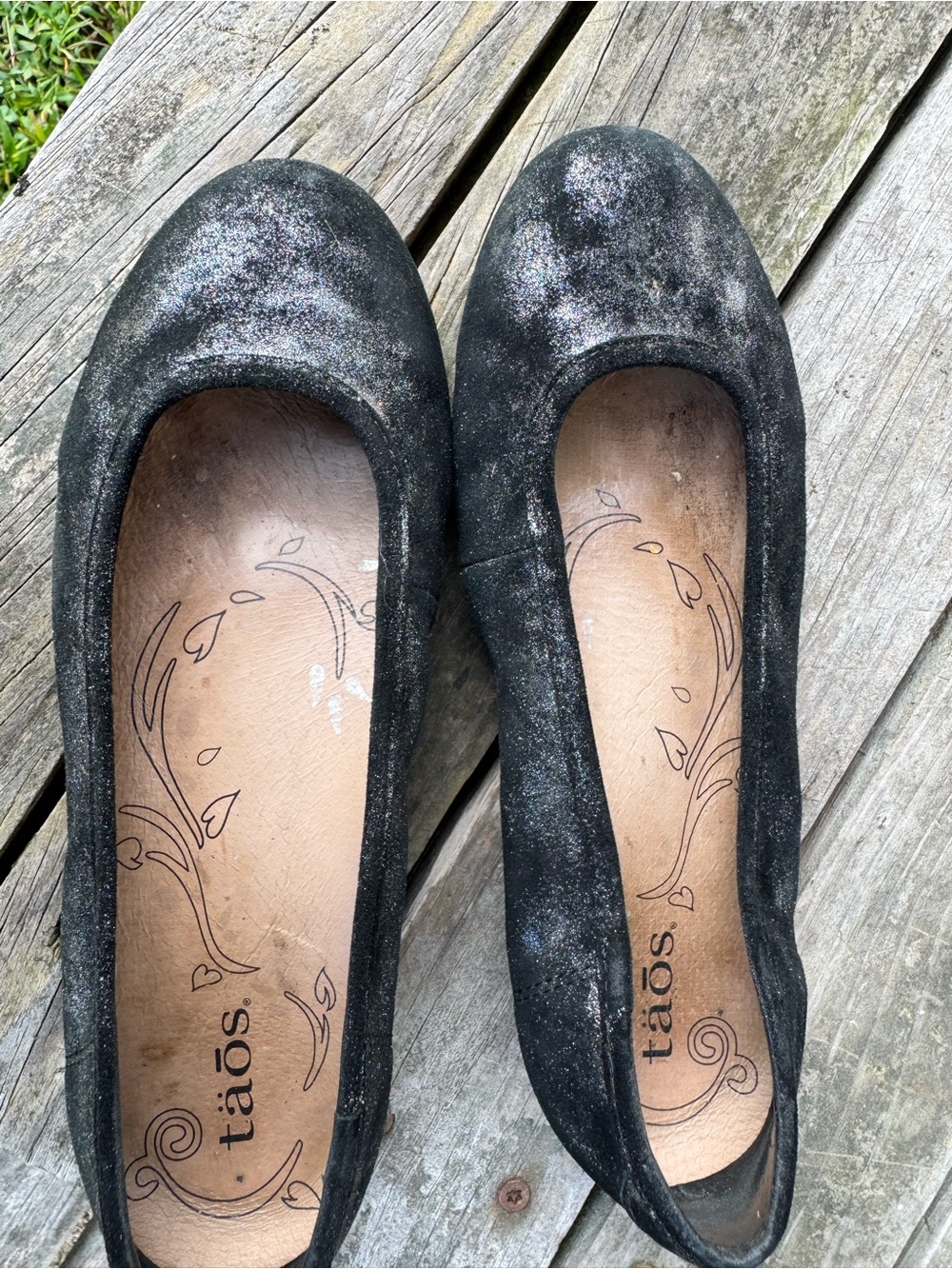 Taos Footwear Black Shimmer Women's Ballet Flats